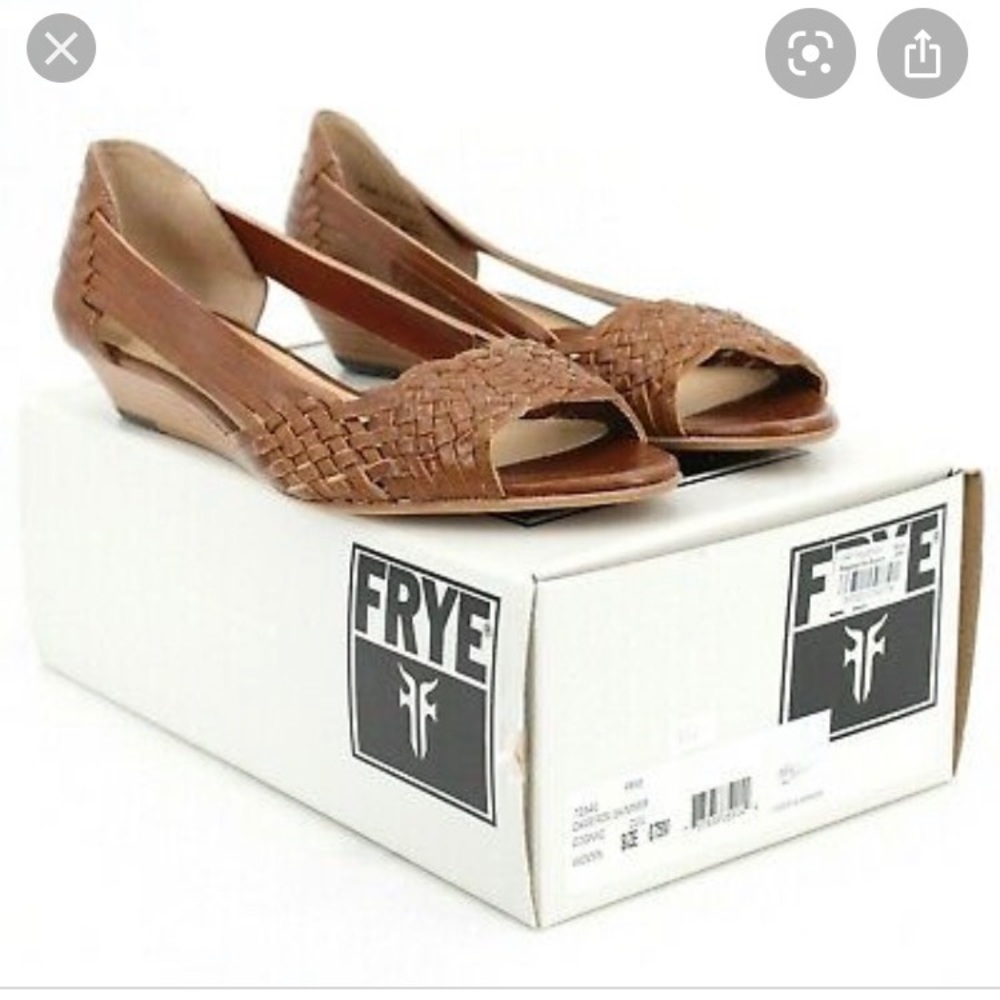 Frye Cameron Skimmer sandal